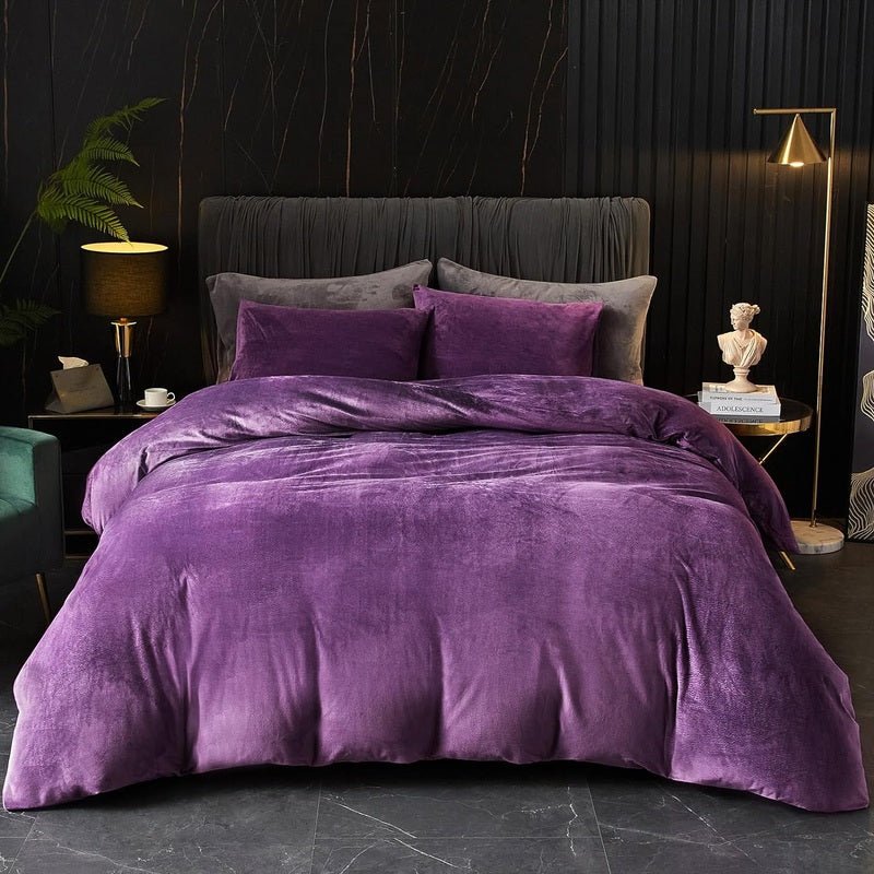 Plum Velvet - 9pcs Winter Razai/Quilt Set (Luxury) - Windsorlino.com