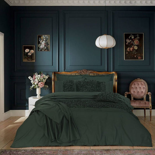 Cuddly Imperial Castleton Green - Bed Set 8 Pcs (Luxury) - Windsorlino.com