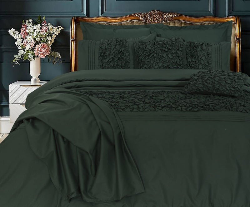Cuddly Imperial Castleton Green - Bed Set 8 Pcs (Luxury) - Windsorlino.com