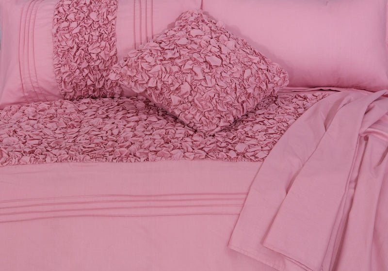 Cuddly Imperial Pink - Bed Set 8 Pcs (Luxury) - Windsorlino.com