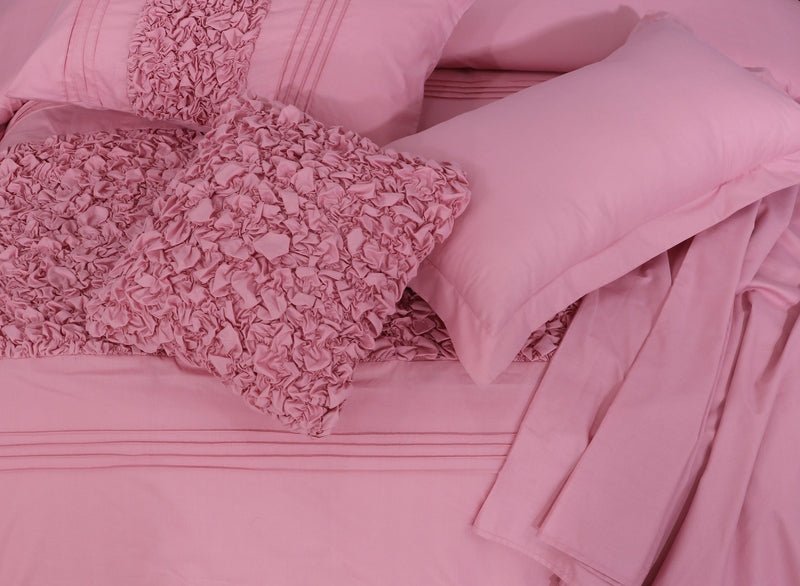 Cuddly Imperial Pink - Bed Set 8 Pcs (Luxury) - Windsorlino.com