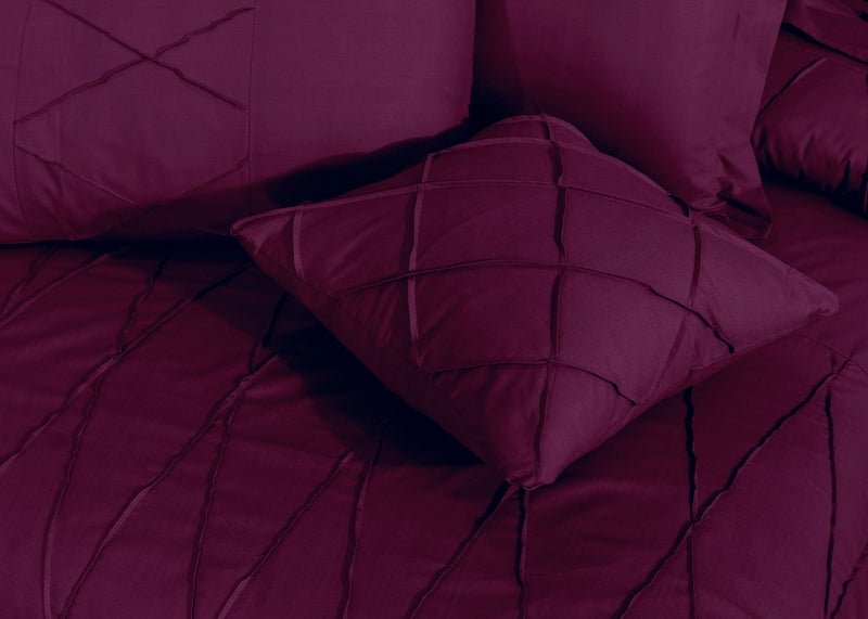 Sammy Cross Pleated Plum - Bed Set (Luxury) - Windsorlino.com