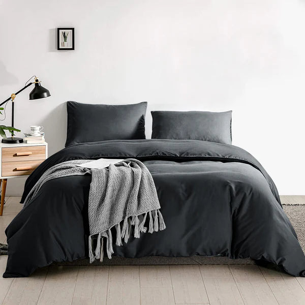 Ferrera Black-Bed Set