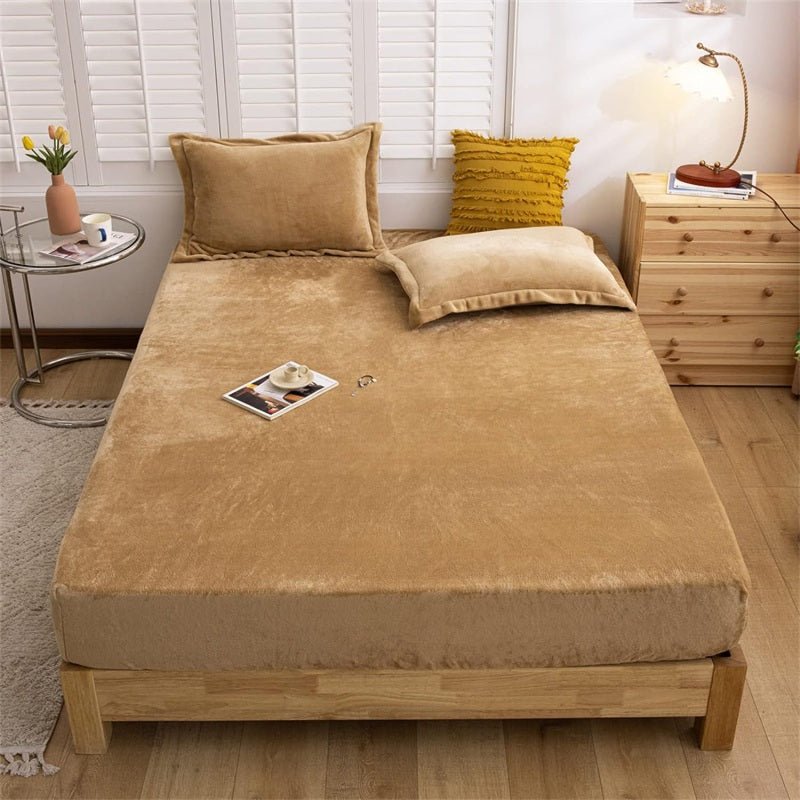 Gold Brown Velvet - Luxury Fitted Sheet - Windsorlino.com