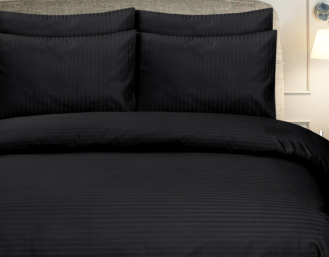 black bedroom sheets