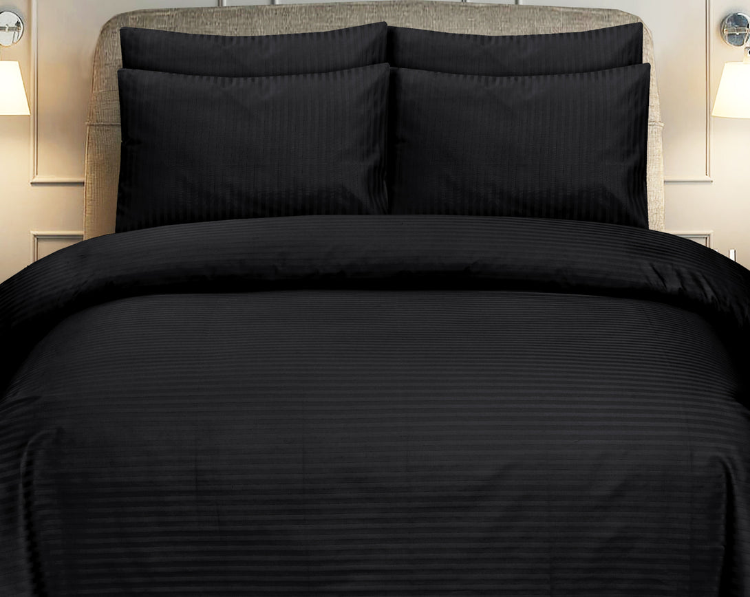 black bedroom sheets