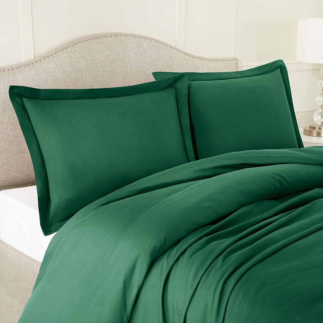 design on bedsheet